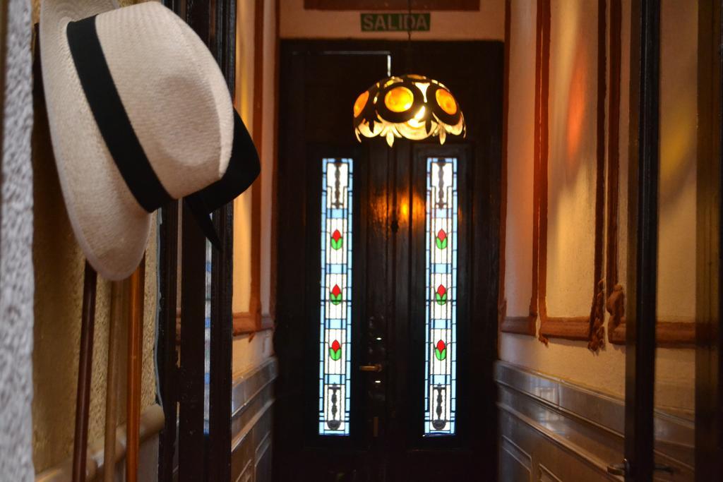 Hotel Casona La Boheme Буенос Айрес Екстериор снимка
