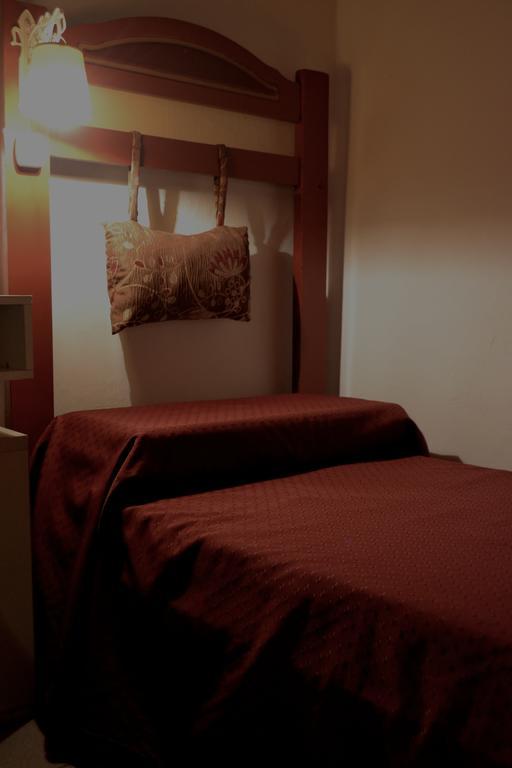 Hotel Casona La Boheme Буенос Айрес Стая снимка
