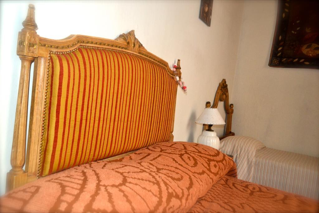 Hotel Casona La Boheme Буенос Айрес Стая снимка