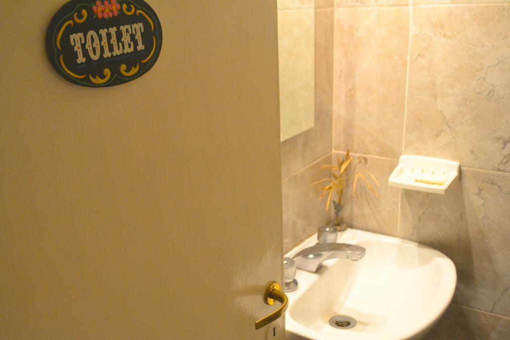 Hotel Casona La Boheme Буенос Айрес Екстериор снимка